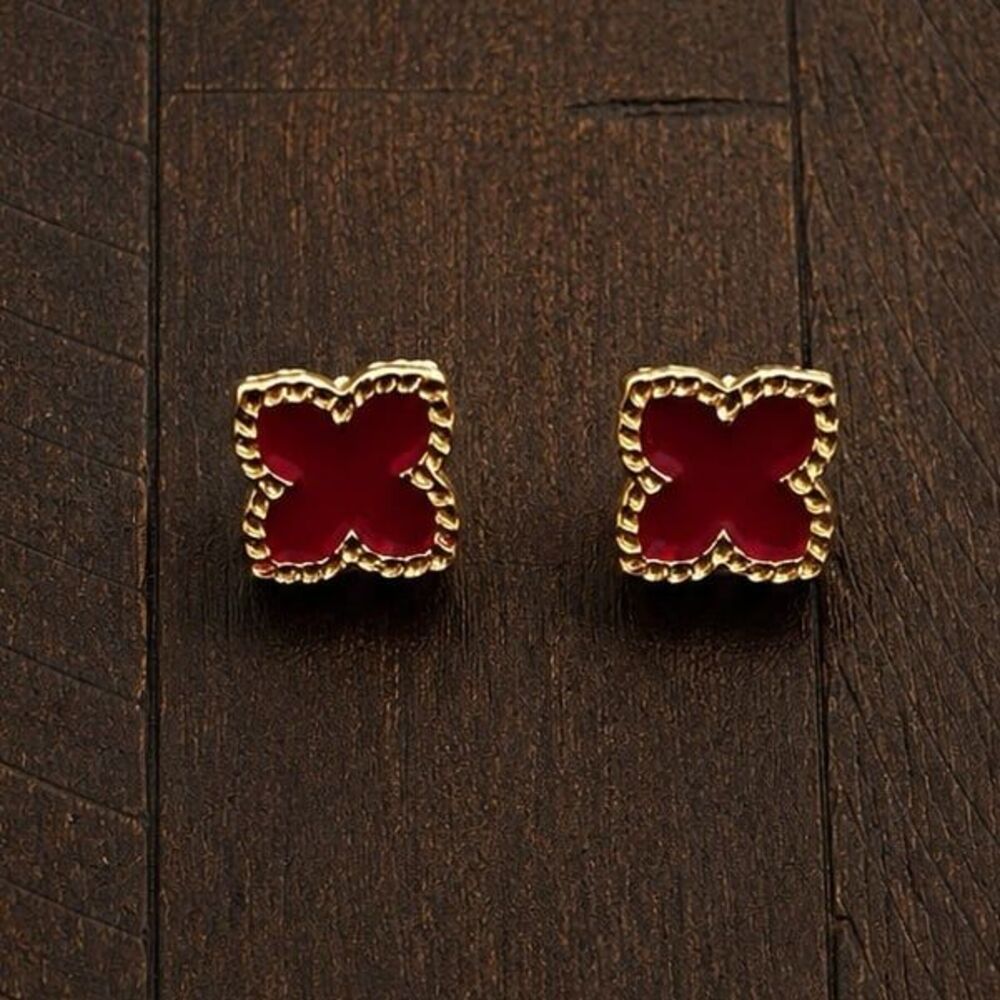 Red Four Leaf Clover Stud Earrings Gold Tone
